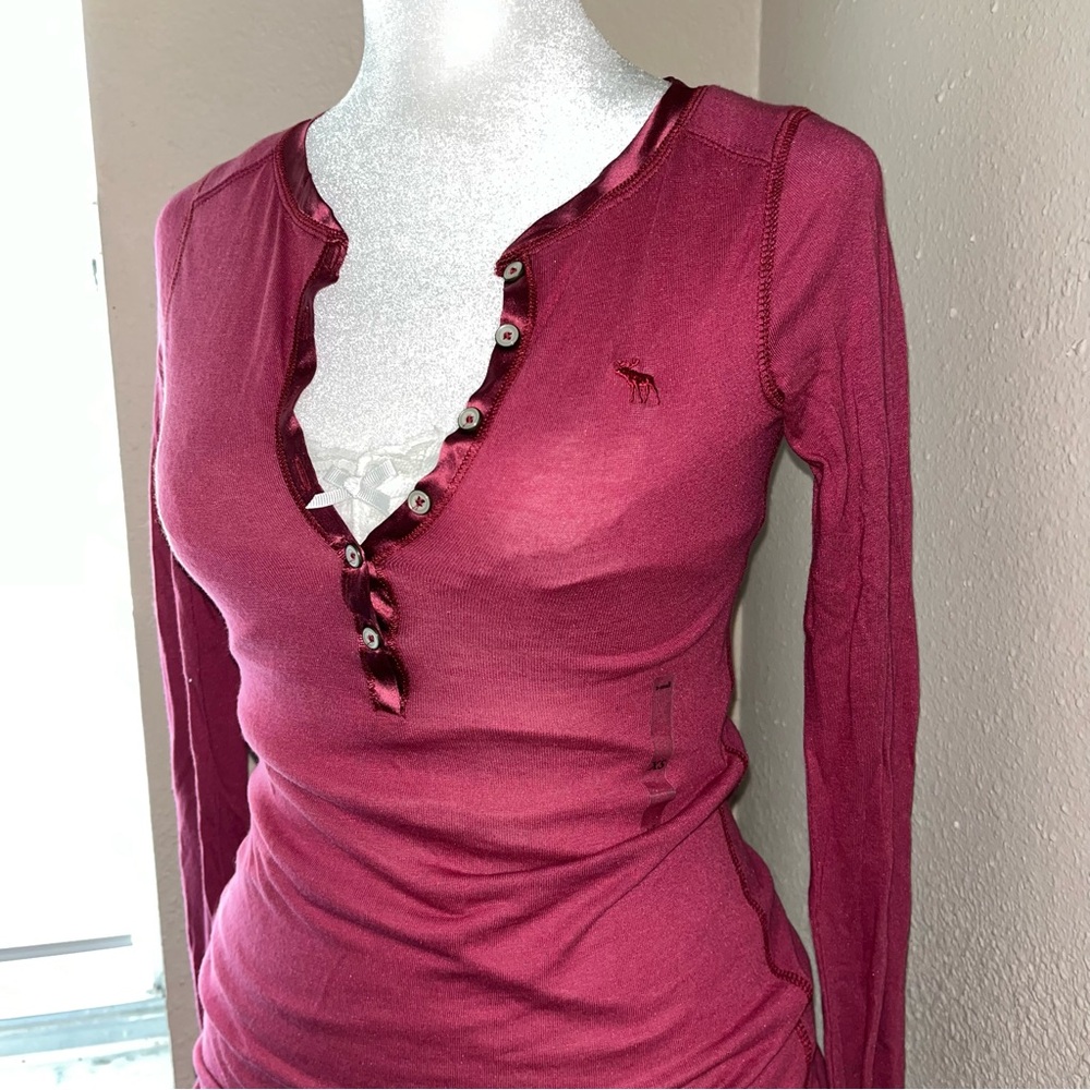 Abercrombie & Fitch Satin Lined Pink Burgundy Henley Long Sleeve Shirt top